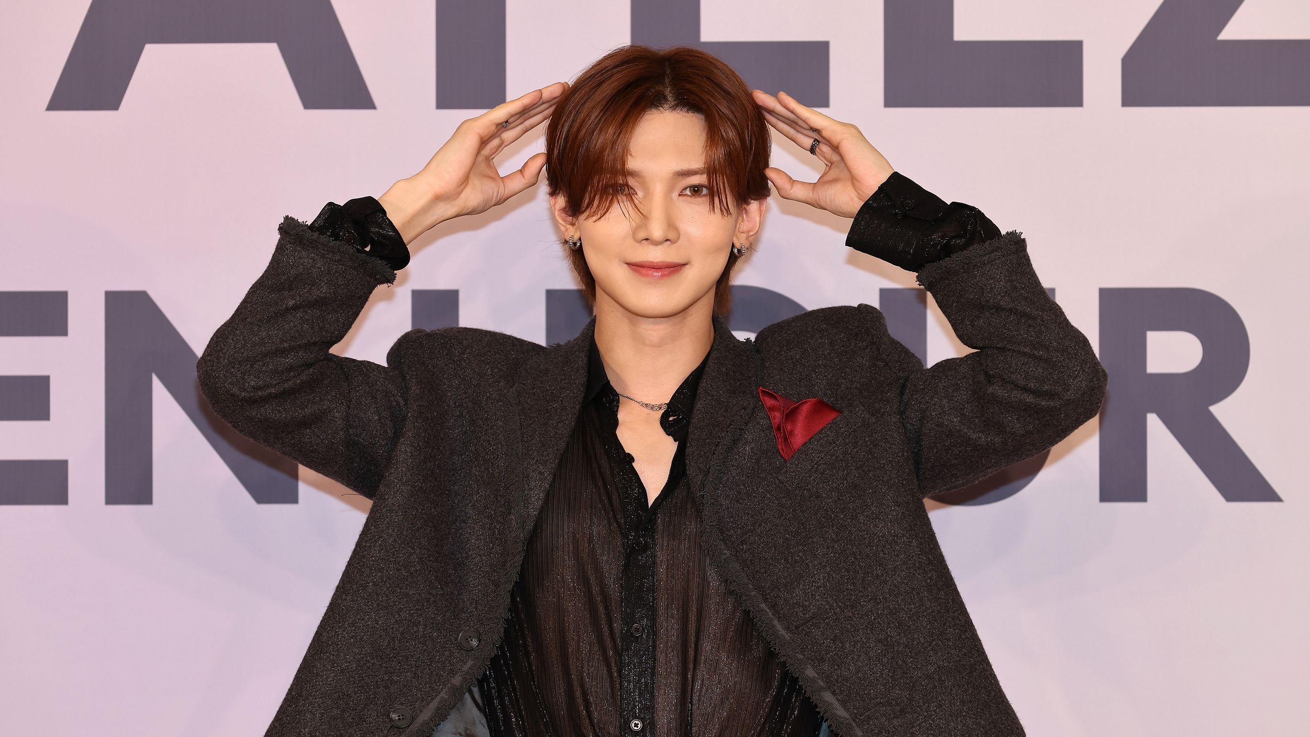 Yeosang de ATEEZ usa esta crema de escualano de K-Beauty que ahora está en oferta por $13
