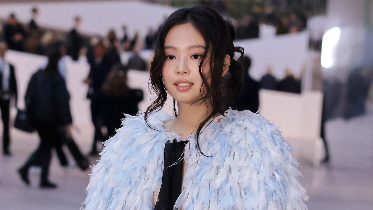Jennie Kim, do BLACKPINK, usou esses tênis da moda