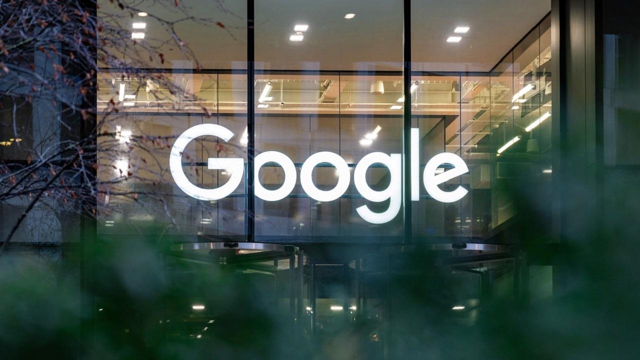 Yapay zeka patlaması hızlanıyor: Üst düzey analistler artık Alphabet'te büyük karlara güveniyor!