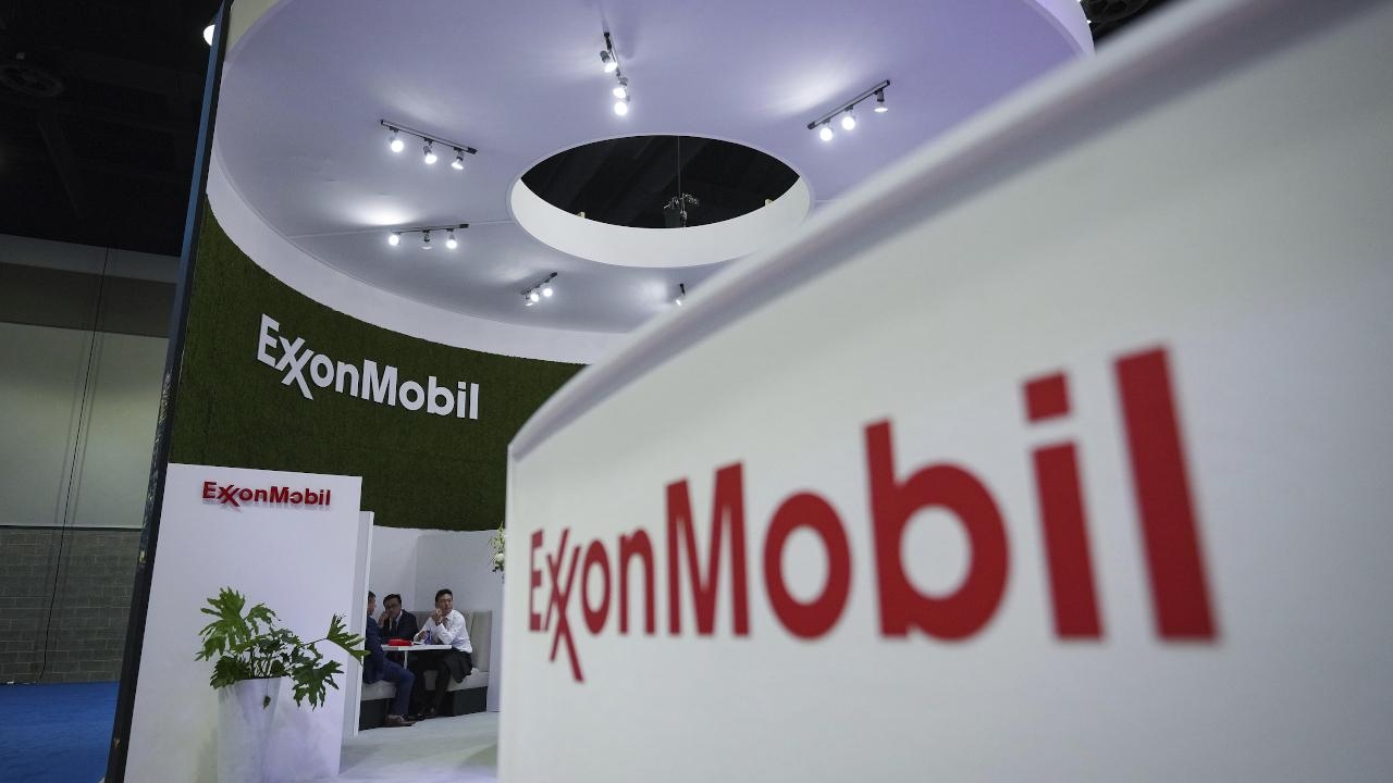 Ponure perspektywy: ExxonMobil ostrzega przed spadkiem zysków - ceny ropy i gazu obciążają kwartał!