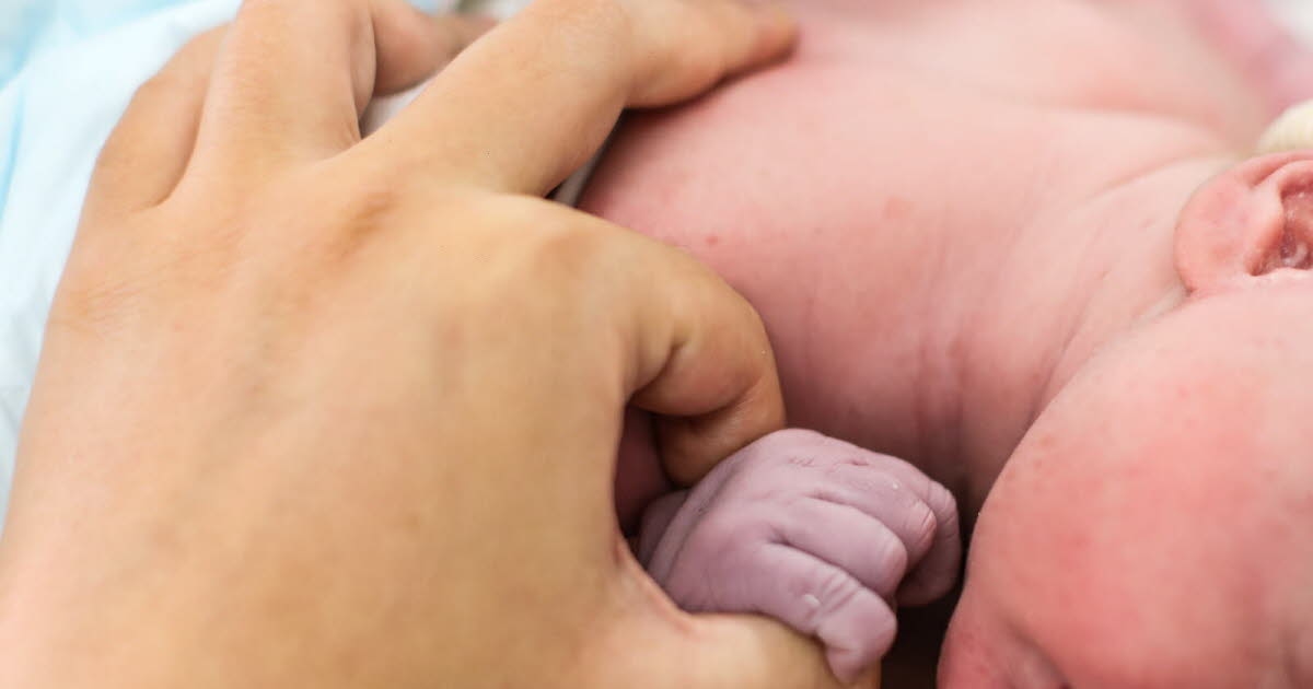 Royaume-Uni. « Une percée dans la médecine » : huit bébés naissent avec l’ADN de trois personnes