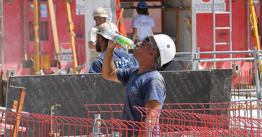 Health. In the face of heat-related risks, employers' obligations have been strengthened.