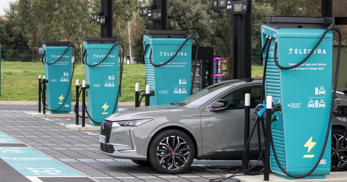 Medio ambiente: Los coches eléctricos contaminan mucho menos que los de combustión, según un estudio