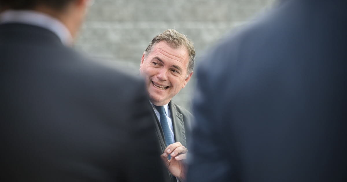 Transport. „Niedopuszczalne żądania”: Minister oskarża strajkujących kontrolerów ruchu lotniczego