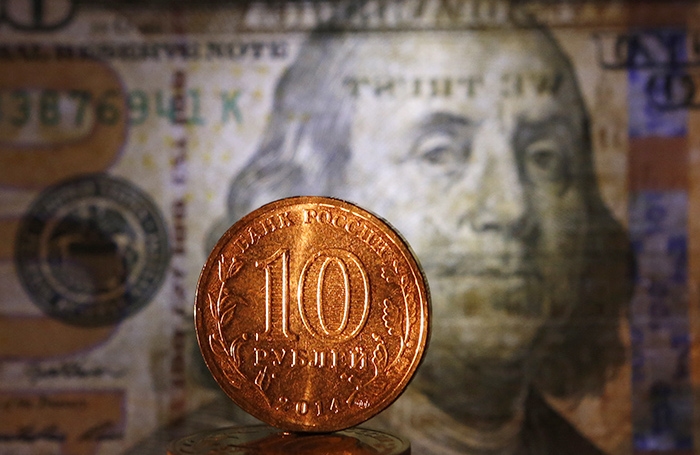 Dolar ponownie przekroczył granicę 80 rubli