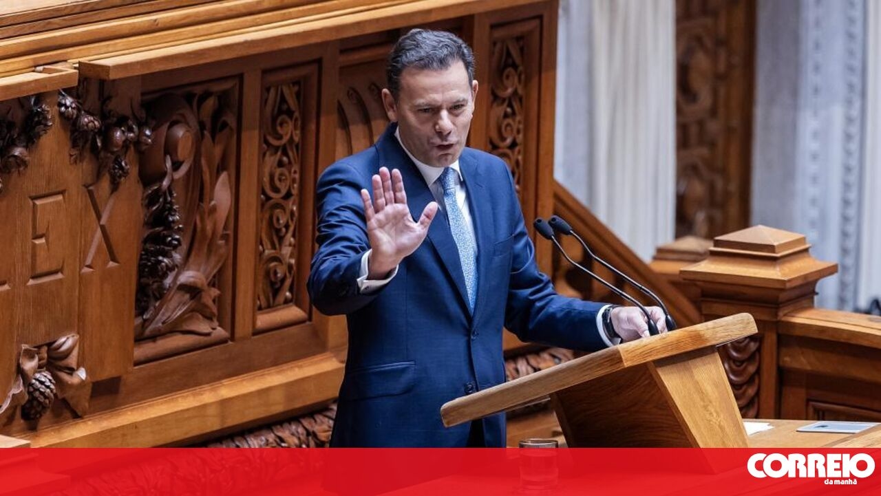 <![CDATA[ Montenegro passa empresa aos filhos com mais de 314 mil euros em dinheiro ]]>