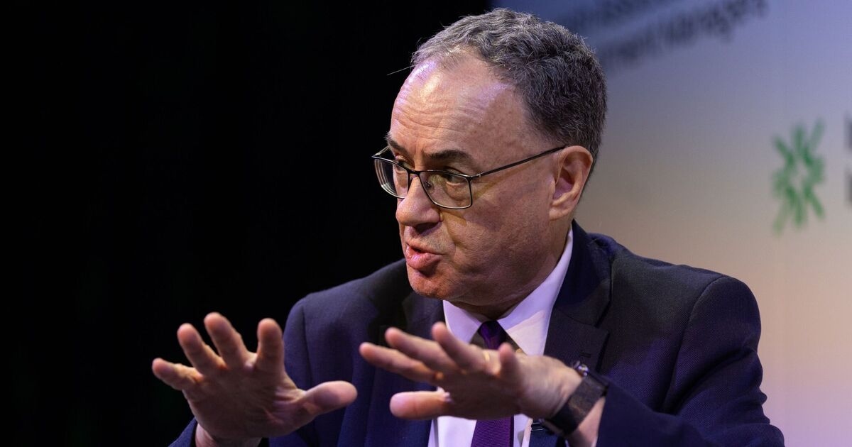 Bank of England chief welcomes Labour efforts to minimise Brexit's 'negative effects'