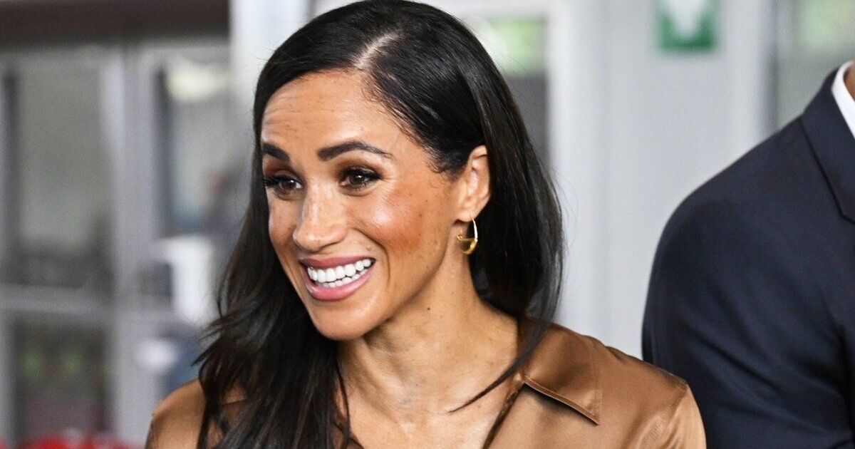 Famille royale EN DIRECT : Meghan Markle, « avide de publicité », « dans le pétrin » alors que la duchesse est sur le point de subir une refonte