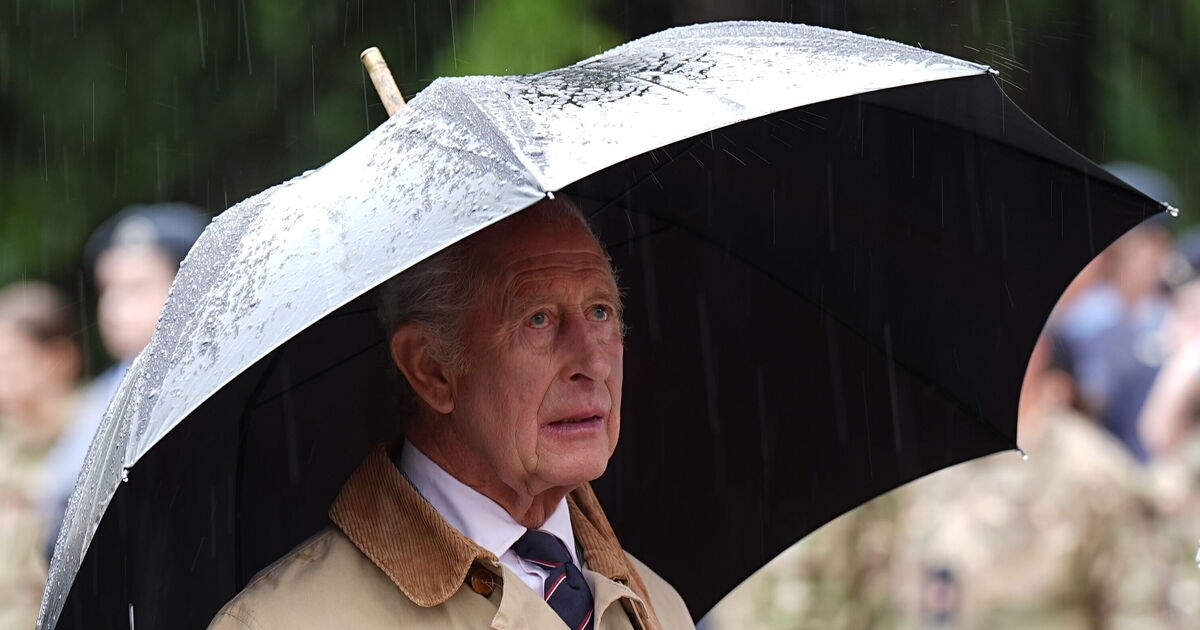 König Charles sendet eine düstere Botschaft, während er Großbritannien beim Gedenken an die Anschläge vom 7. Juli anführt