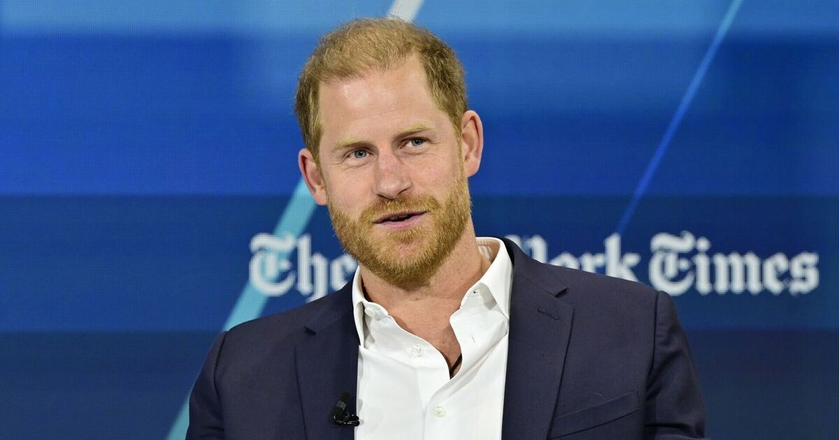 Famille royale EN DIRECT : Le prince Harry a été informé qu'il devait faire une chose maintenant avant que le prince William ne devienne roi