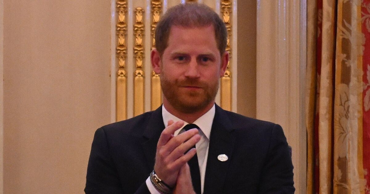 Família Real AO VIVO: A 'reinicialização' do Príncipe Harry agora está clara, já que ele trabalha sem Meghan Markle