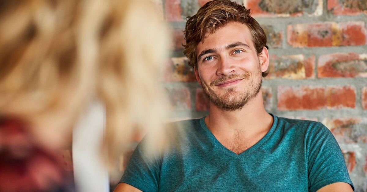 Reason you should always look into someone's left eye when talking to them