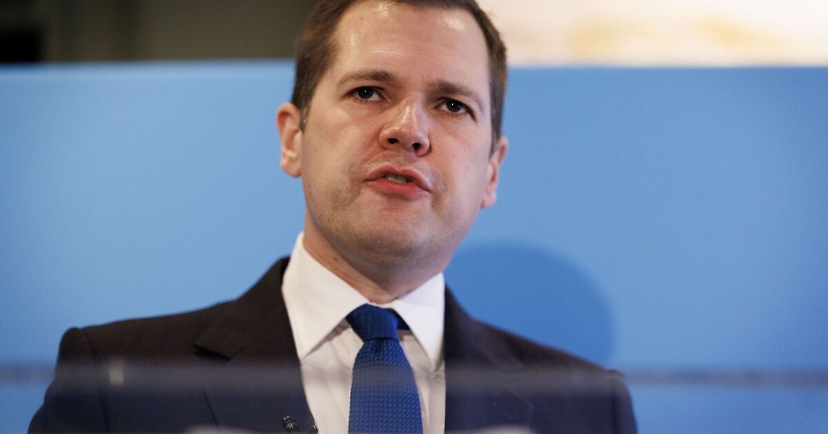 Robert Jenrick rages at Labour's 'pitiful' response to Muslim extremism in prisons