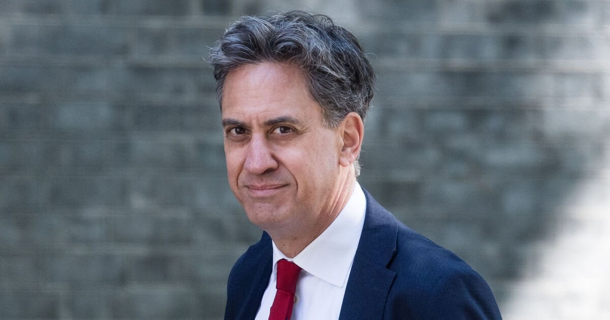 Ed Miliband wil energierekeningen verhogen voor mensen die 'op de verkeerde plek wonen'