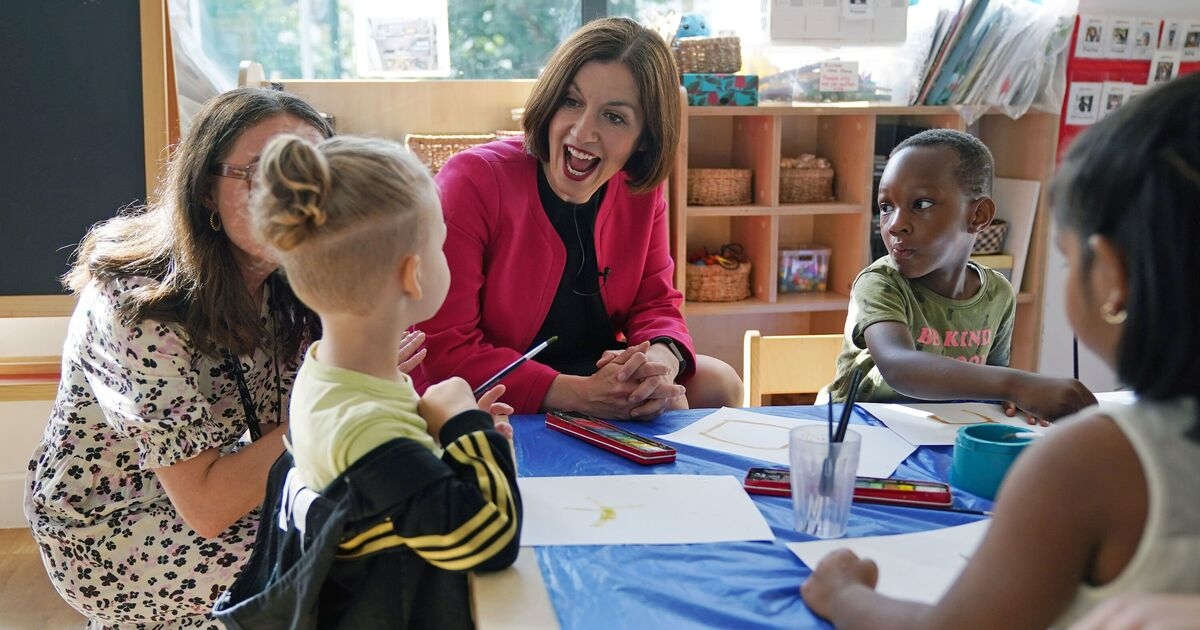 Help for parents coming to a neighbourhood near you to tackle 'stain of child poverty'
