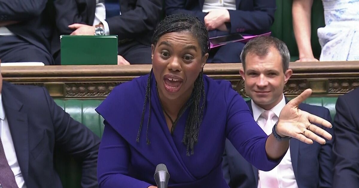'Catastrófico!' Kemi Badenoch expõe Keir Starmer por 'flertar com as exigências do imposto sobre a riqueza'