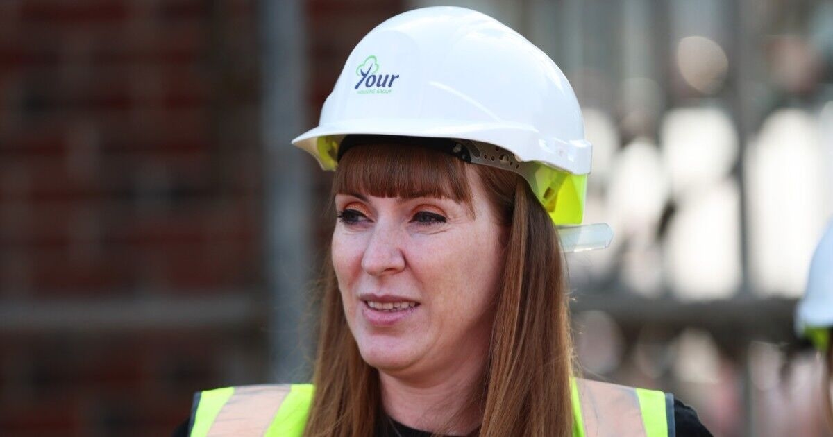 „Arcyhipokrytka” Angela Rayner ostro skrytykowana za sprzedaż działek