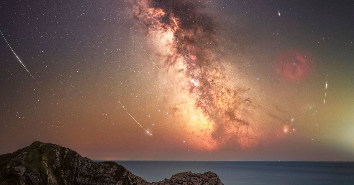 Niesamowity obraz roju meteorów Perseidy uchwycony przez fotografa z Dorset
