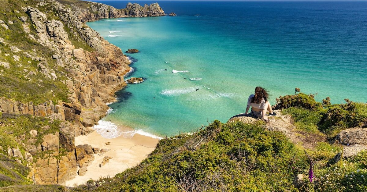 Der „schönste“ Strand Großbritanniens mit kristallklarem Wasser ist „nichts für Prüde“