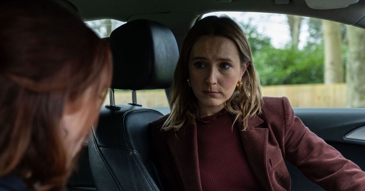 Fãs do ITV Code Of Silence ficaram revoltados após detectarem um erro óbvio minutos após o início do programa