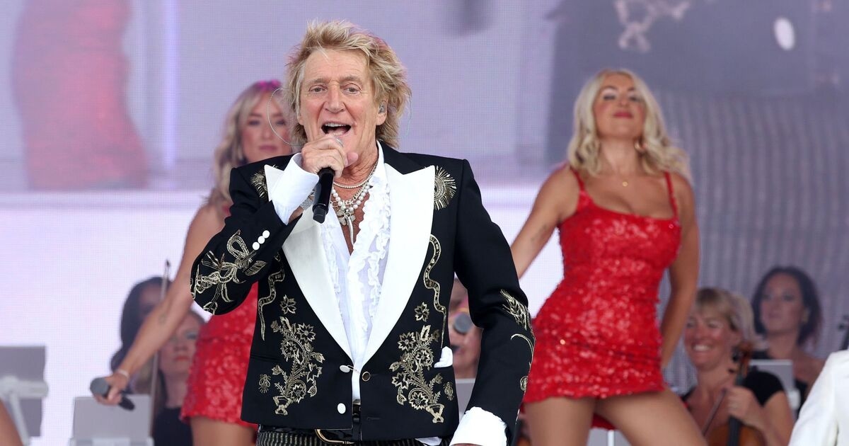 Sir Rod Stewart hailed 'the best' as he's joined by three legends during Glastonbury set