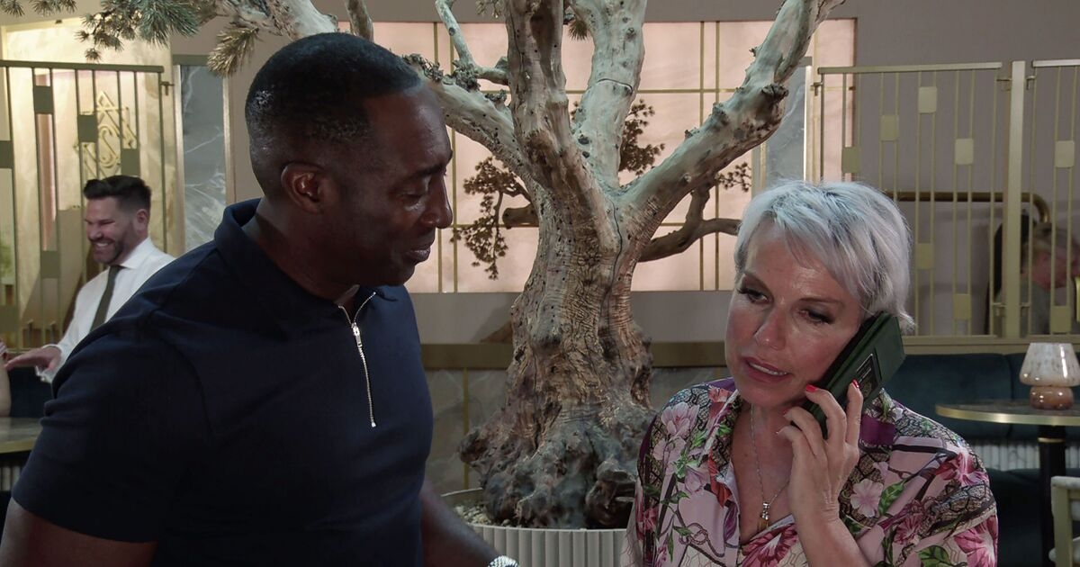 La desesperada súplica de Ronnie Bailey a Debbie Webster en Coronation Street en medio de la batalla contra la demencia