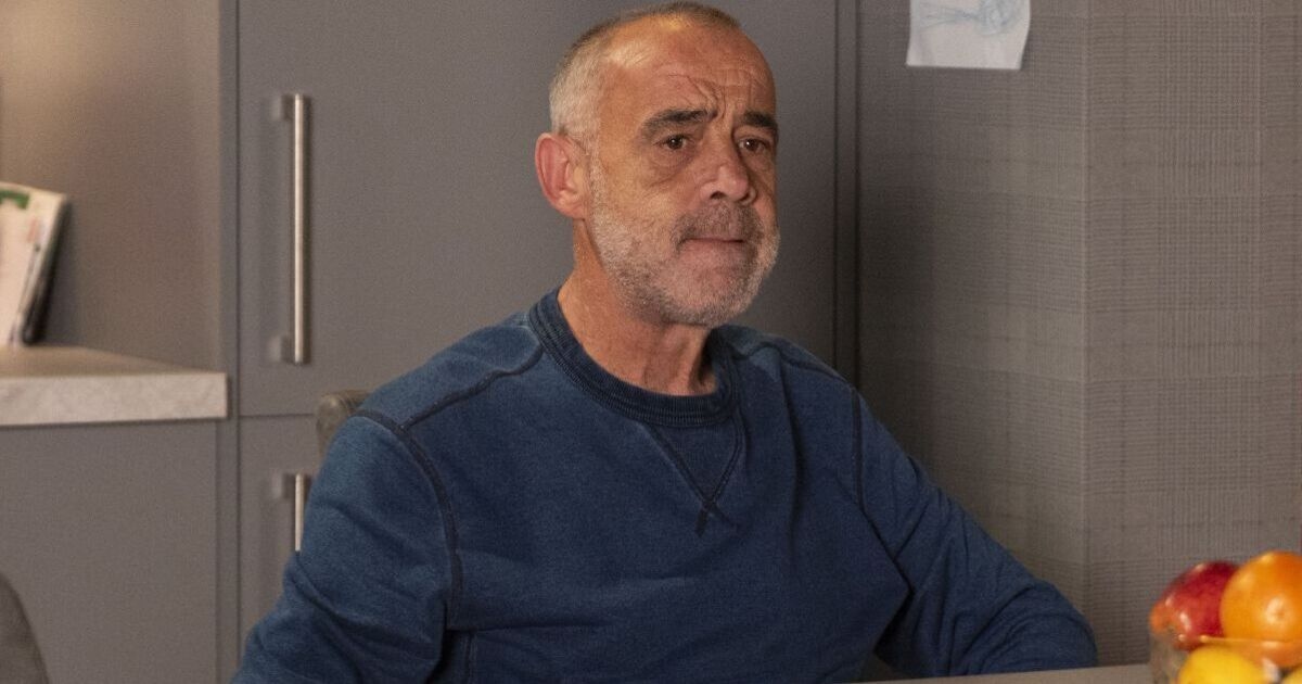 Coronation Street couple 'torn apart' as Kevin Metcalfe and Carl's secrets collide