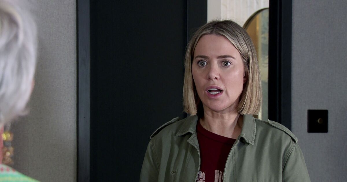 Abi Webster, de Coronation Street, é forçada a deixar os paralelepípedos após grande ameaça