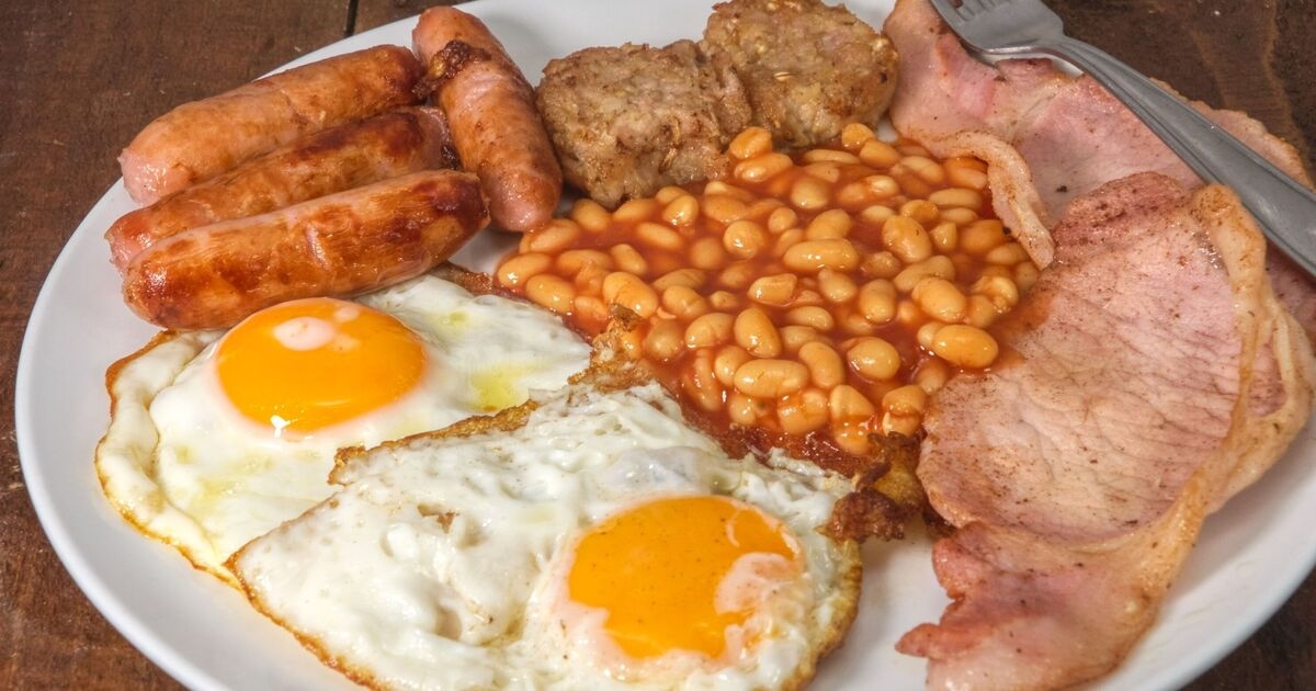 'Comprei um café da manhã inglês completo em Tenerife e não acreditei no quanto custou'