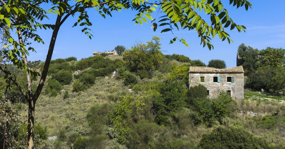I turisti del Regno Unito sono stati avvisati di una penale di 300 sterline se viaggiano verso una destinazione popolare