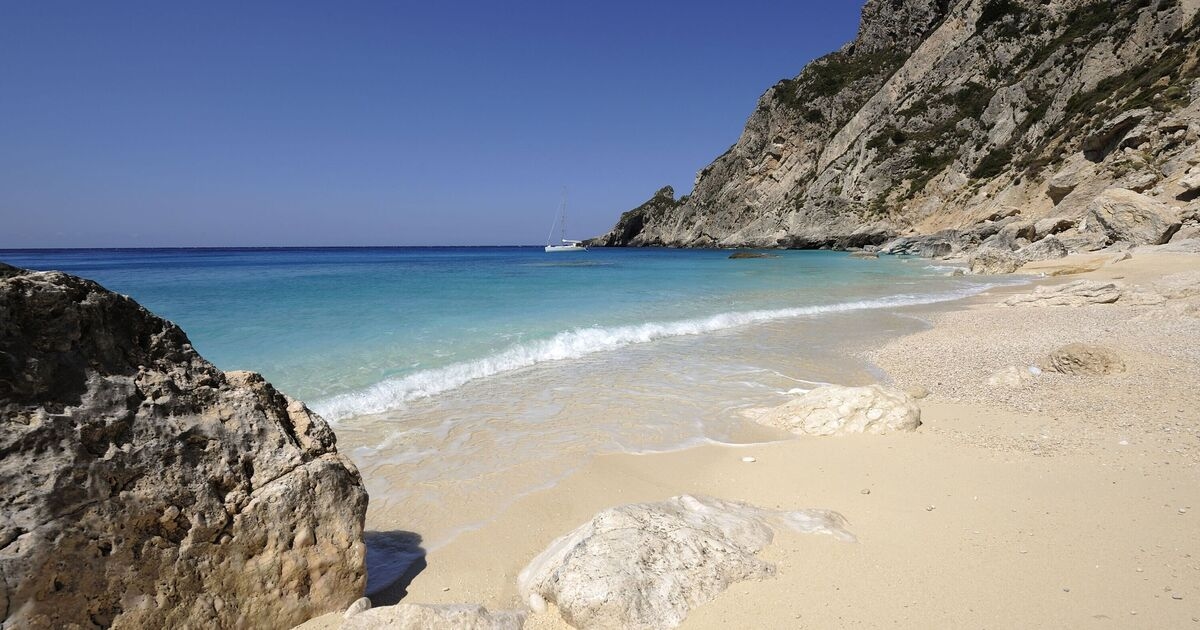 La graziosa isoletta greca a sole 12 miglia da Corfù ma senza folle di turisti