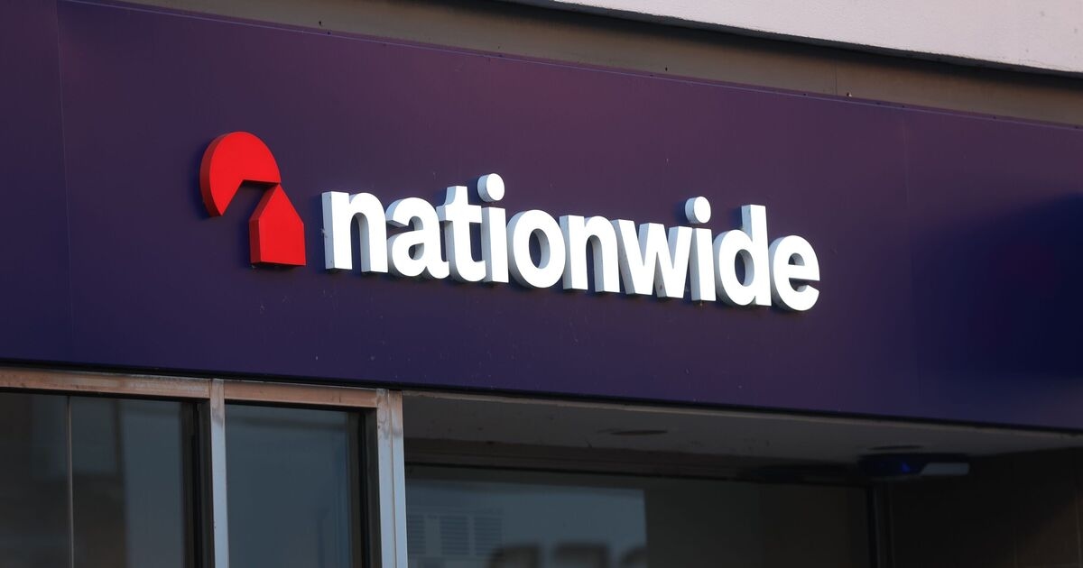 National e TSB fazem grandes mudanças em resposta ao corte de taxas do Banco da Inglaterra