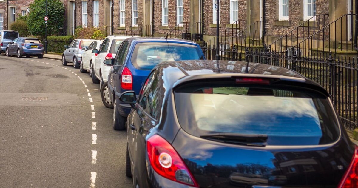 Drivers could get £100 fine depending on where you position your car when parking