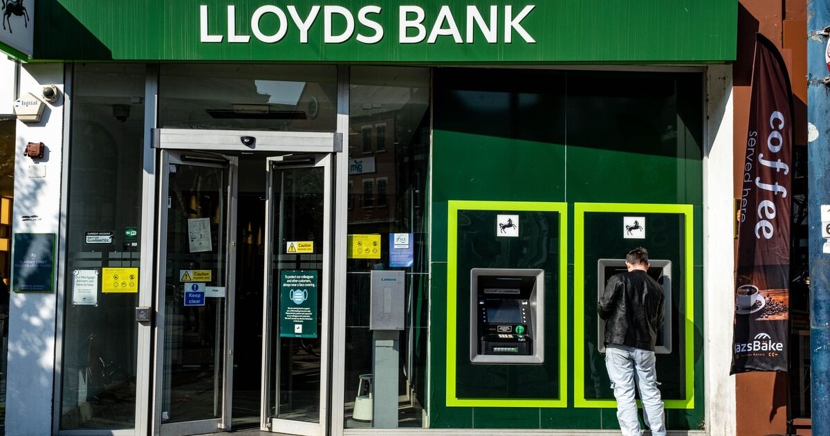 Lloyds zamknie 218 oddziałów bankowych w Wielkiej Brytanii do 2025 r. – pełna lista