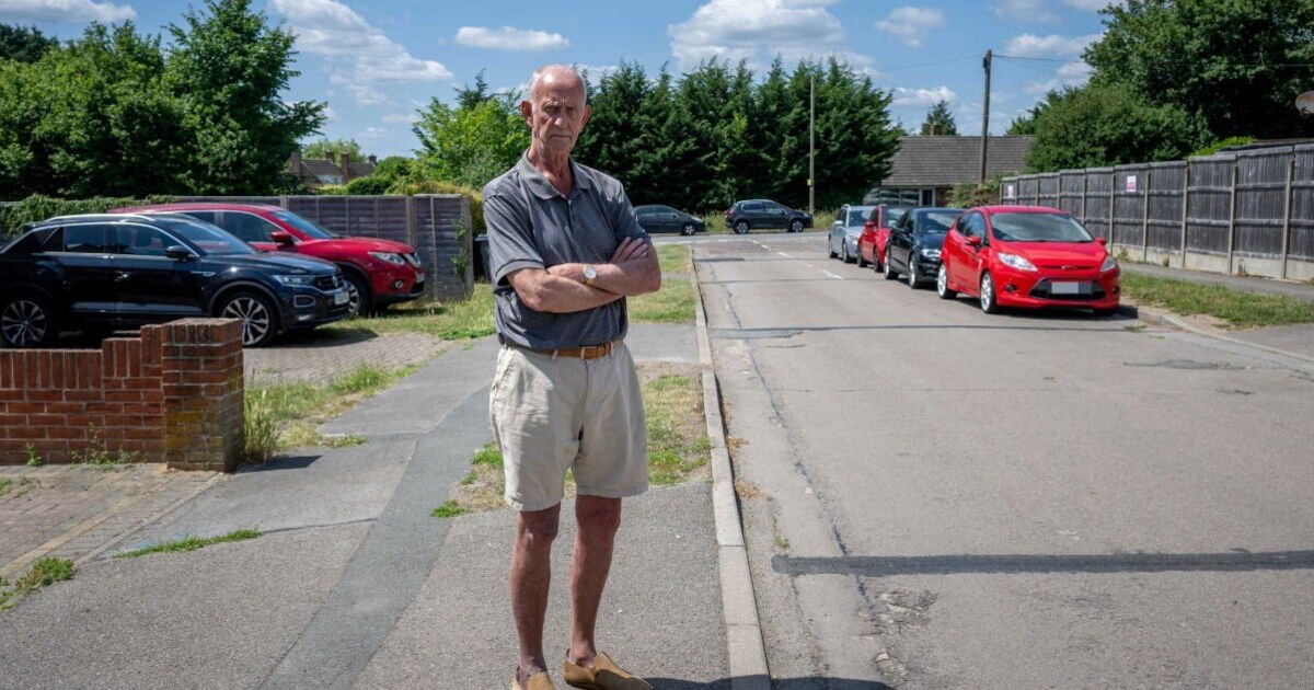 Parking chaos in UK village as drivers dump cars to avoid airport charges