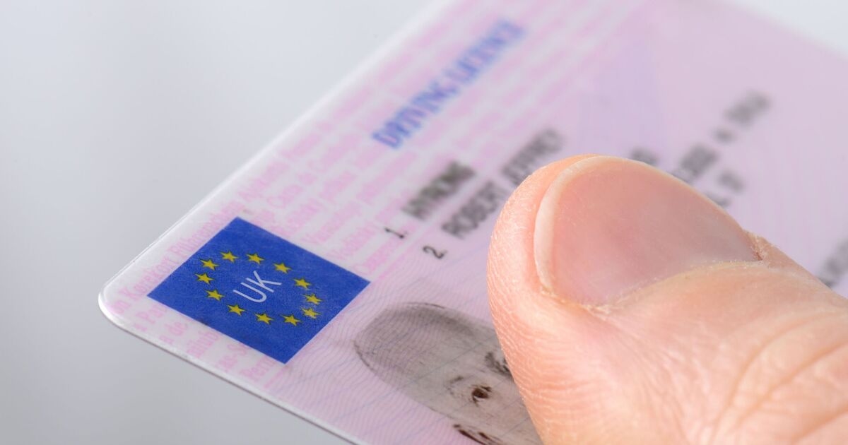 2 million drivers face £1,000 fine for driving licence card mistake