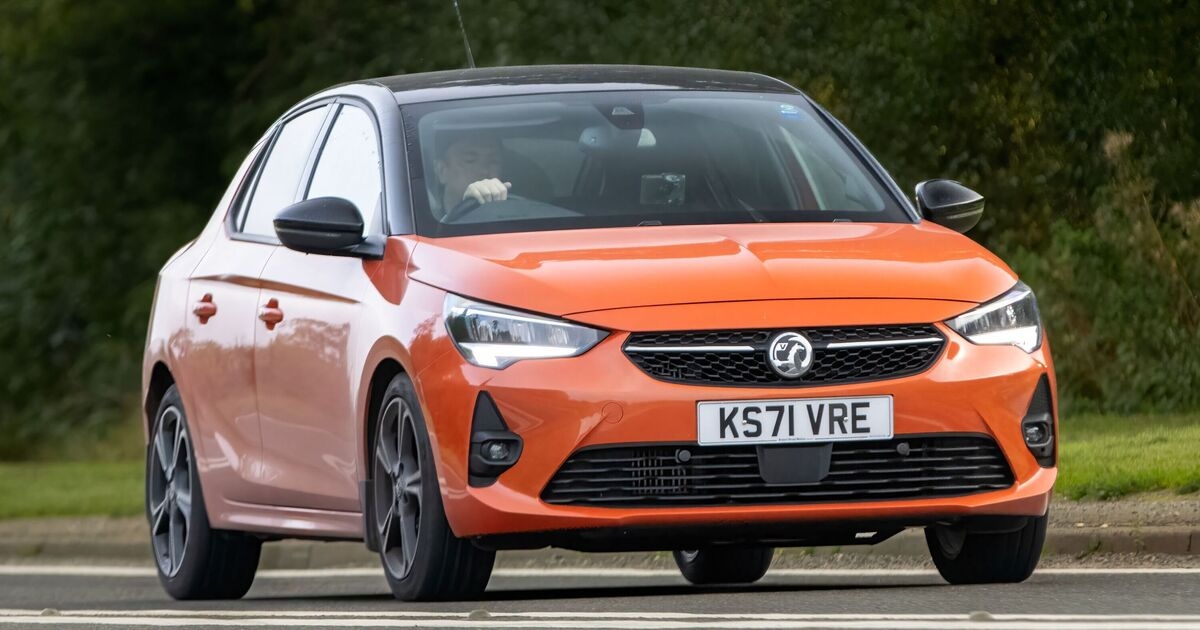 Vauxhall-Fahrer entdecken, dass in ihren Autos seltsame Symbole versteckt sind