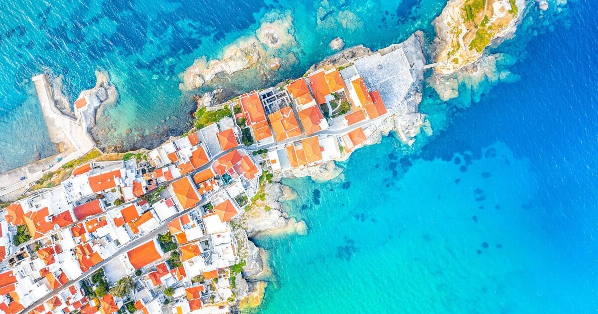 Die hübsche kleine griechische Insel nur 48 Meilen von Mykonos entfernt, genauso hübsch, aber ohne Menschenmassen