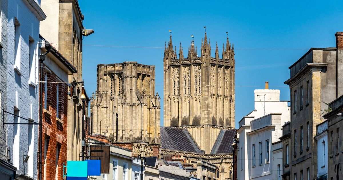 A pequena cidade medieval do Reino Unido tão charmosa quanto York e Canterbury, mas tão tranquila e pacífica