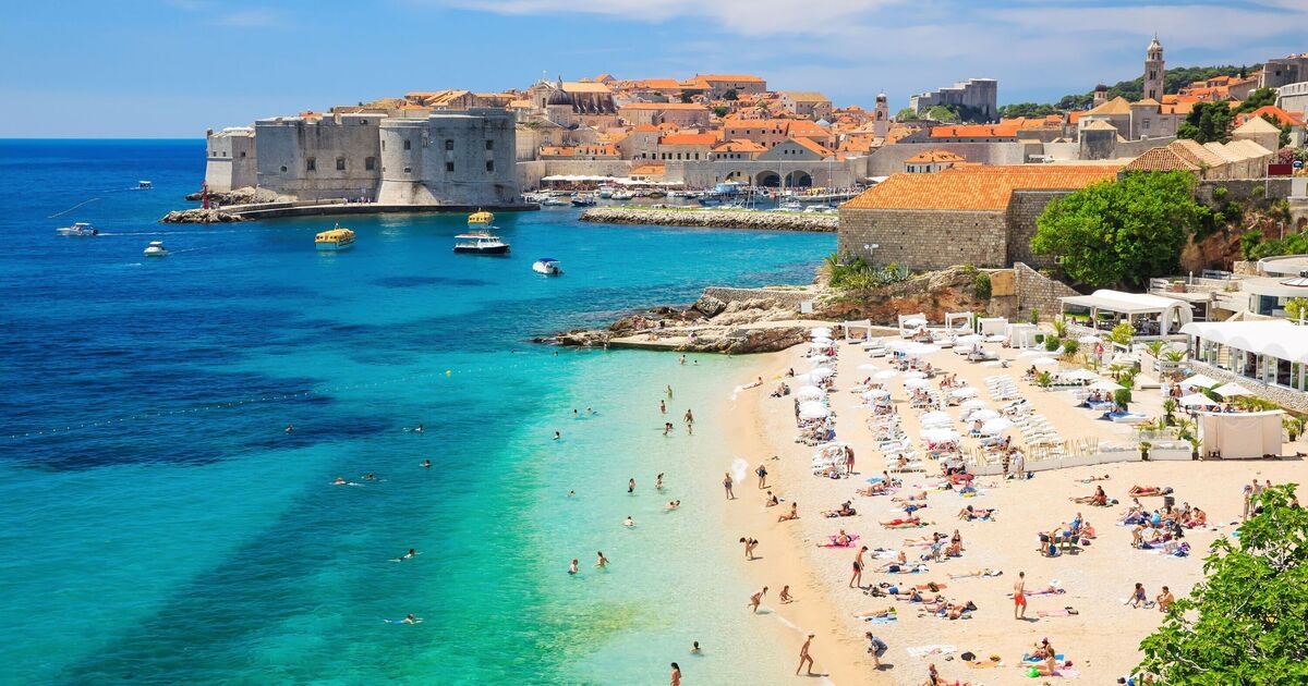 The real reason why this top European travel destination has such blue water