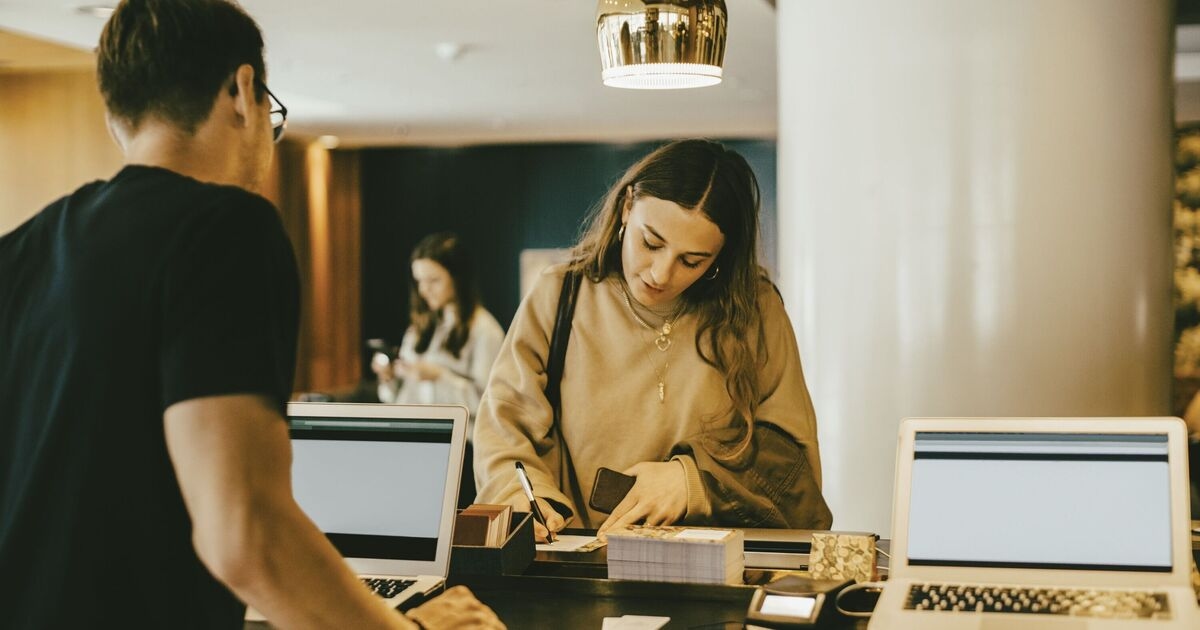 Holidaymakers urged to do this 1 thing as soon as they check-in to hotel