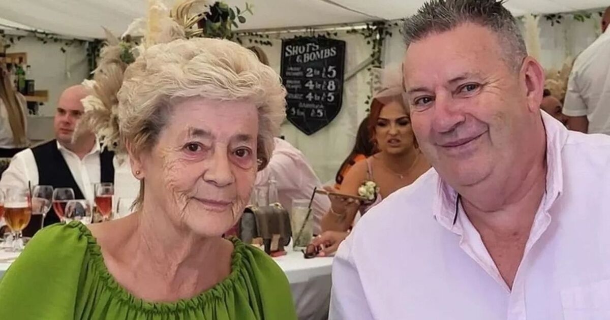 'Benidorm'u yılda 4 kez ziyaret eden büyük bir hayranıyım. Bu yüzden sürekli geri geliyorum.'