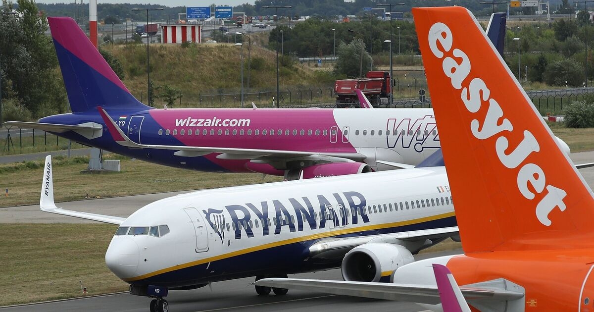 Les passagers d'easyJet, Ryanair, British Airways et Wizz Air ont reçu un avertissement de voyage