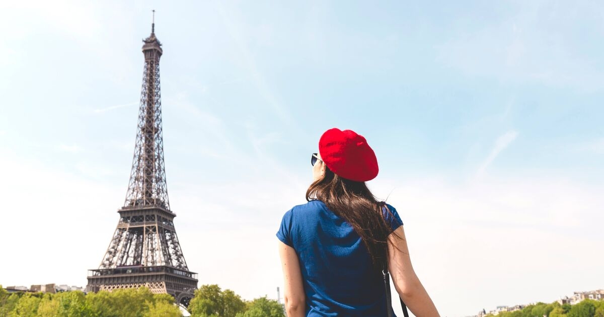 Una mujer comparte una regla de vestimenta 'importante' para quienes visiten París este verano