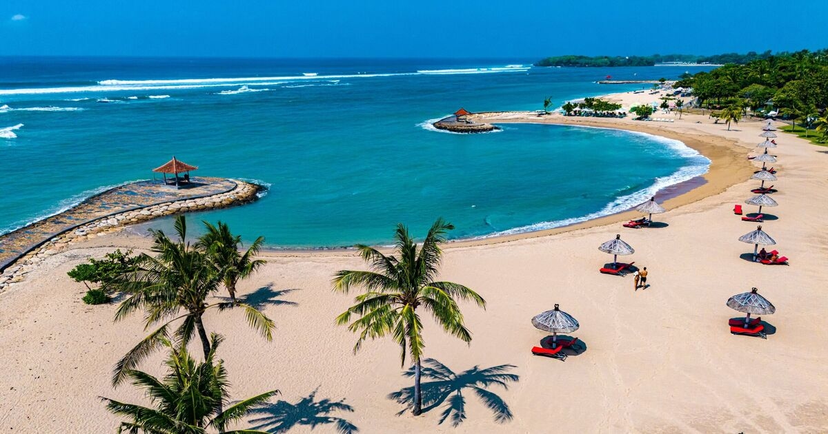 Britânicos emitem alerta sobre passaportes enquanto destino popular de férias na praia inicia 'verificações pontuais'
