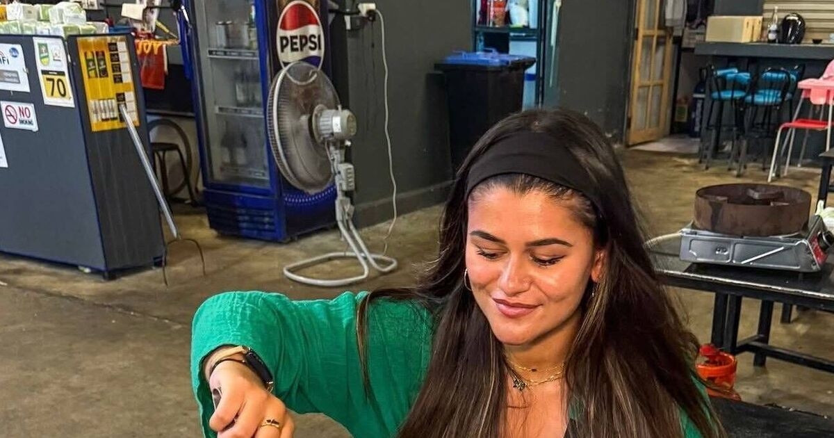 Ein Paar, das Großbritannien verlassen hat, lebt jetzt in einem 30 Grad warmen Land und hat nur eine Wasserrechnung von 2,76 Pfund.