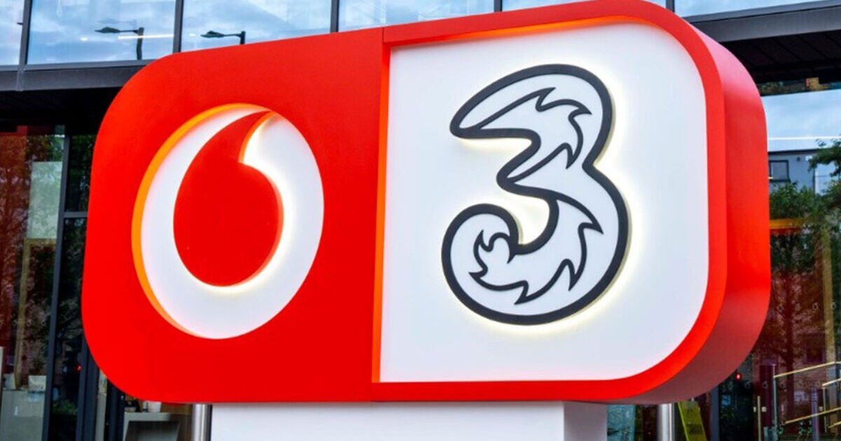 Miliony klientów Vodafone i Three otrzymały darmową aktualizację telefonu komórkowego