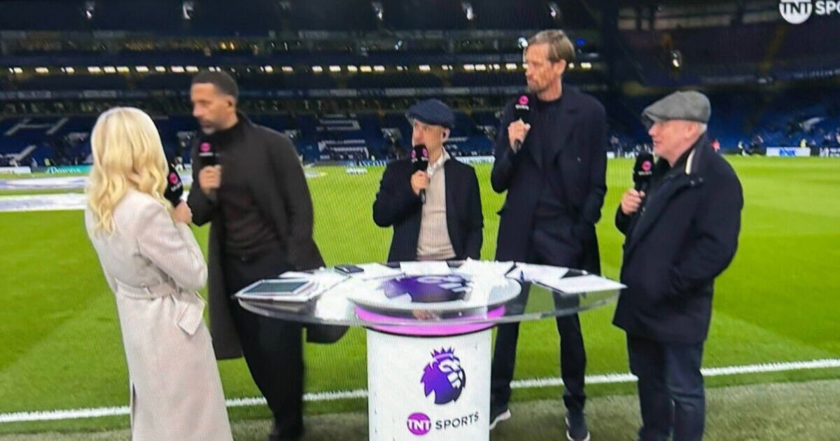 Rio Ferdinand esce furibondo dalle telecamere in diretta durante la copertura del Chelsea - 'Fuori servizio'