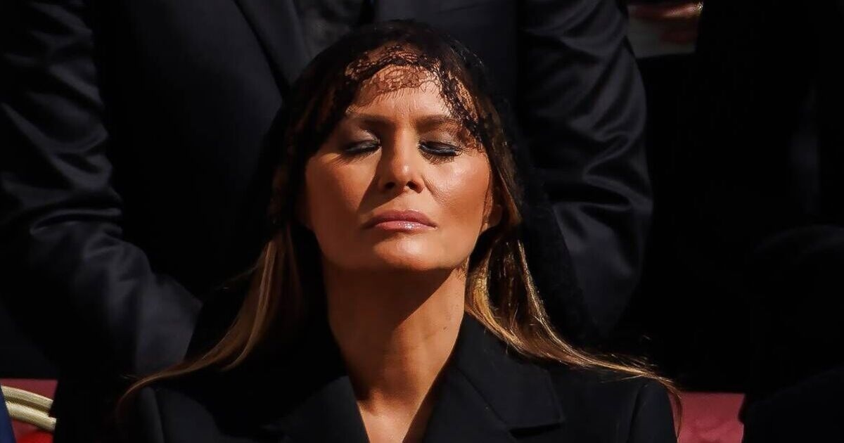 Melania Trump desata rumores de doble cuerpo en el funeral del Papa Francisco en Roma