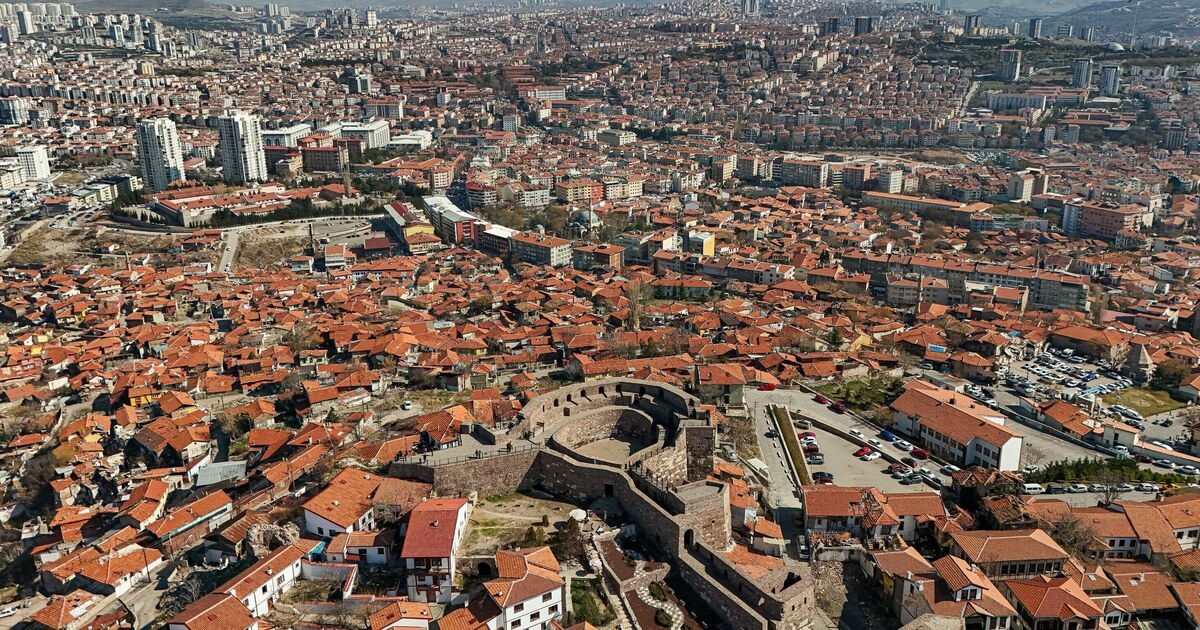 La capital subestimada con ruinas romanas y una gastronomía increíble: vuelos por 52 £